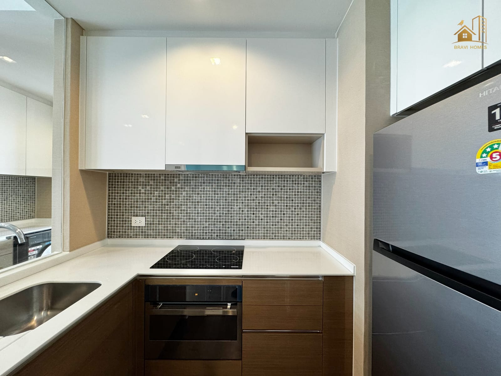 The Saint Residences ห้องใหม่ 2 นอน 64 ตร.ม. ครัวบิลท์อิน เตาไฟฟ้า เตาอบและตู้เย็น